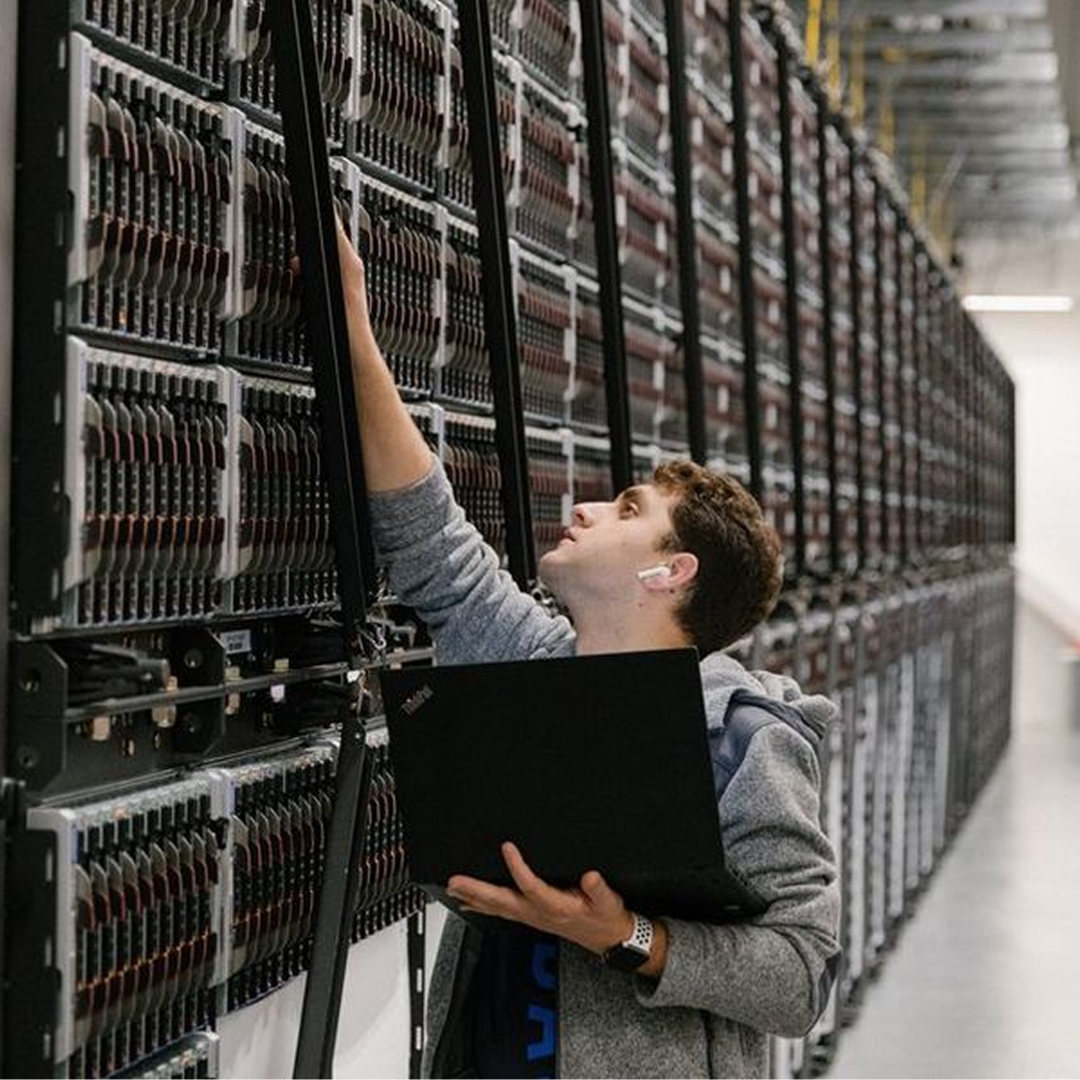 <span>Data Center Infrastructure</span>